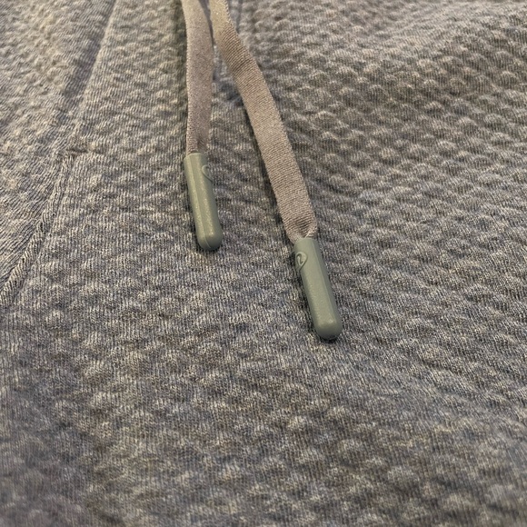 Lululemon At Ease Shorts - Picture 3 of 6